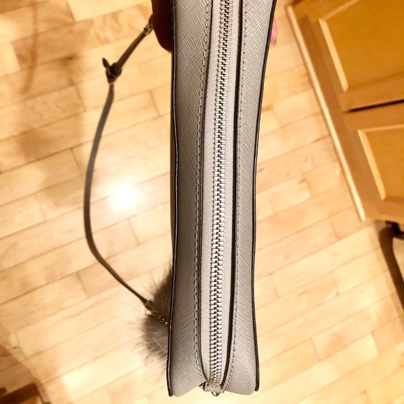 MICHAEL Michael Kors Jet Set Chain Crossbody Purse - Picture 5 of 8